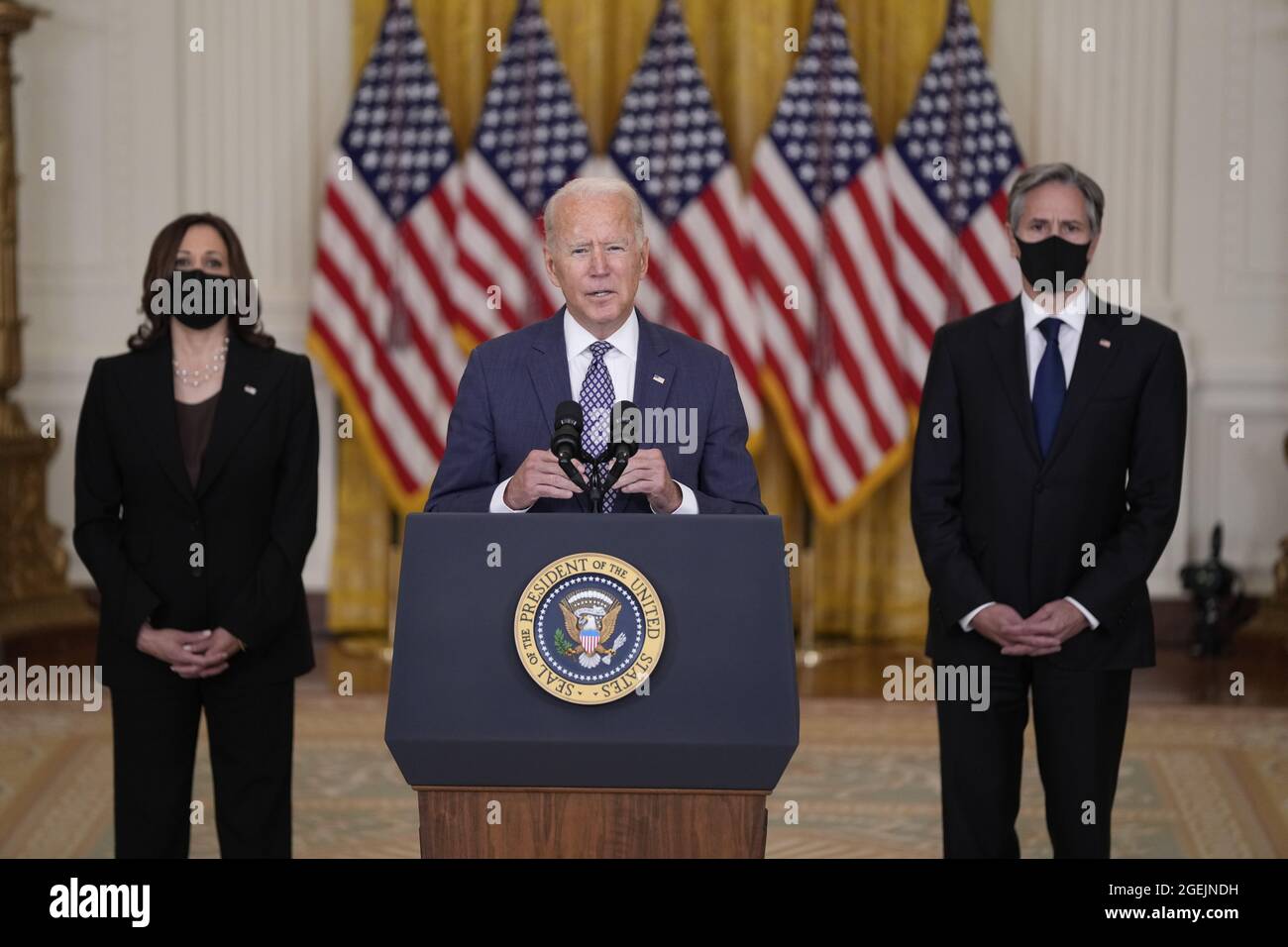 Der Präsident der Vereinigten Staaten, Joe Biden, hält am Freitag, den 20. August 2021, im East Room des Weißen Hauses in Washington, DC, Bemerkungen zur Evakuierung amerikanischer Bürger und ihrer Familien, von SIV-Antragstellern und ihren Familien sowie von gefährdeten Afghanen. Quelle: Chris Kleponis/Pool via CNP /MediaPunch Stockfoto