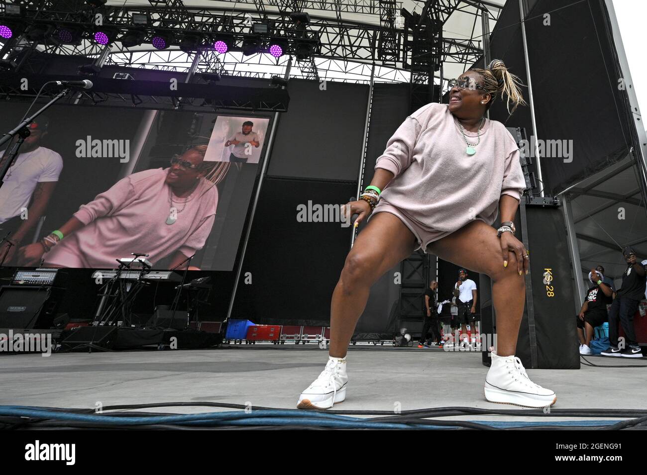 New York City, USA. August 2021. Rapper Yolanda „Yo Yo“ Whitaker tritt bei der NYC Homecoming Concert-Reihe im Forest Hills Stadium im New Yorker Stadtteil Queens, NY, am 20. August 2021 auf. (Anthony Behar/Sipa USA) Quelle: SIPA USA/Alamy Live News Stockfoto