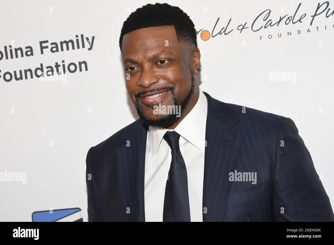 Los Angeles, USA. August 2021. Chris Tucker kommt zur 21. Jährlichen Gala der Harold and Carole Pump Foundation, die am Freitag, dem 20. August 2021, im Beverly Hilton in Beverly Hills, CA, stattfindet. (Foto: Sthanlee B. Mirador/Sipa USA) Quelle: SIPA USA/Alamy Live News Stockfoto