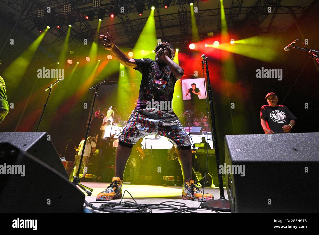 New York City, USA. August 2021. George Clinton und Parliament Funkadelic treten bei der NYC Homecoming Concert-Reihe im Forest Hills Stadium im New Yorker Stadtteil Queens, NY, am 20. August 2021 auf. (Anthony Behar/Sipa USA) Quelle: SIPA USA/Alamy Live News Stockfoto
