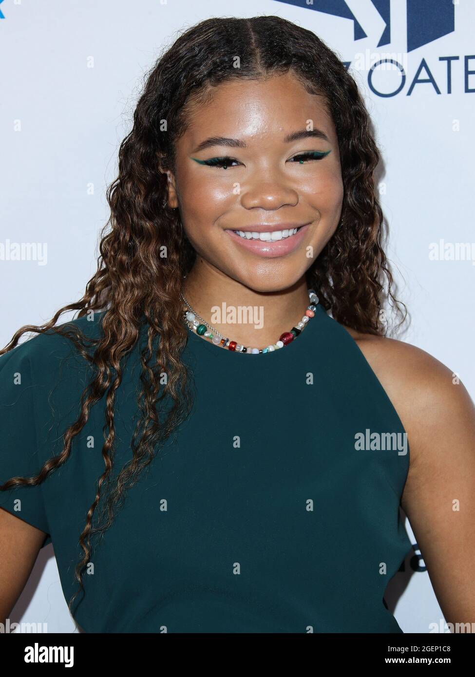 Beverly Hills Usa August 21 Beverly Hills Los Angeles Kalifornien Usa August Die Schauspielerin Storm Reid Kommt Zur 21 Jahrlichen Gala Der Harold And Carole Pump Foundation Die Am