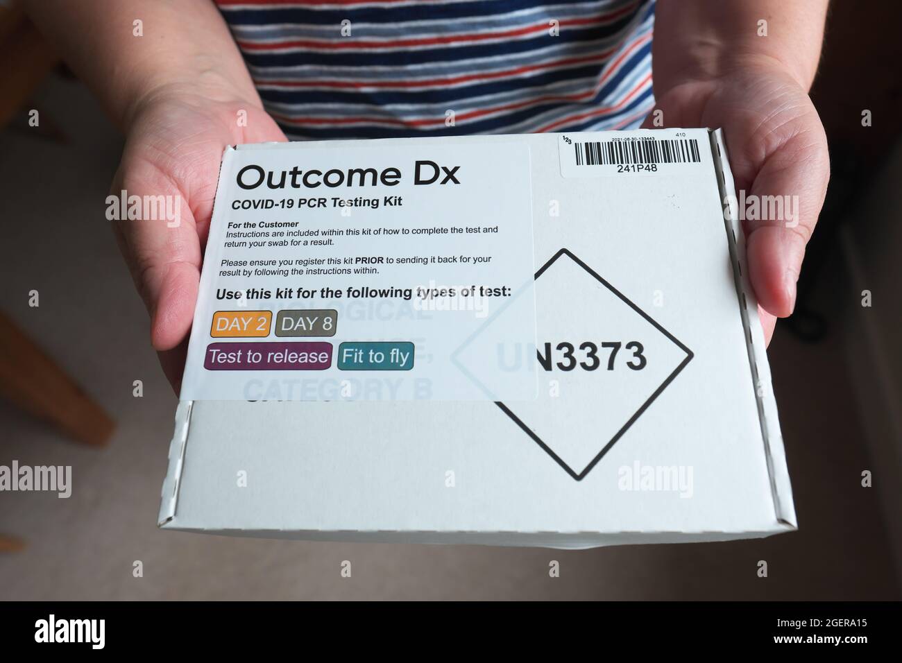 Covid-19 Coronavirus PCR-Heimtest-Kit, wie es von zurückkehrenden britischen Reisenden im August 2021 verwendet wurde Stockfoto