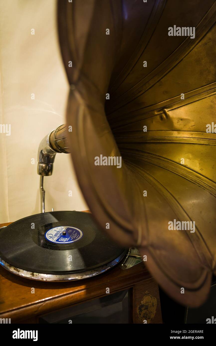 Aus einem Fotoessay mit Details des China Tee Clubs, der 2011 nach 25 Jahren in Hongkong geschlossen wurde (34 Bilder; siehe Zusatzinfo) Stockfoto