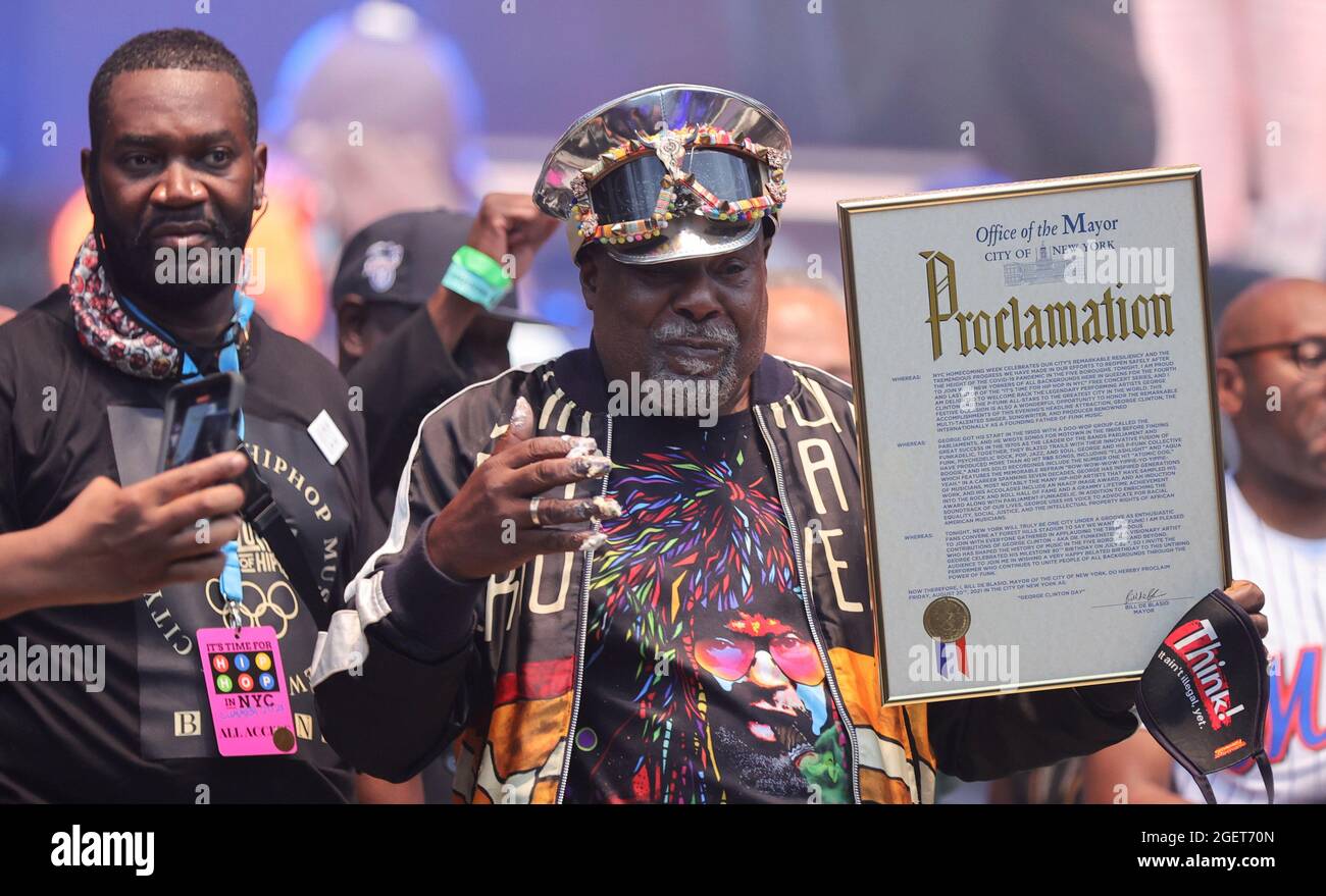 Forest Hills Stadium, Queens, New York, USA, August 20, 2021 - George Clinton während der Hip Hop Summer NYC Homecoming Concert Series 2021 heute im Queens Forest Hills Stadium Foto: Luiz Rampelotto/EuropaNewswire FOTOKREDIT ERFORDERLICH. Quelle: dpa picture Alliance/Alamy Live News Stockfoto