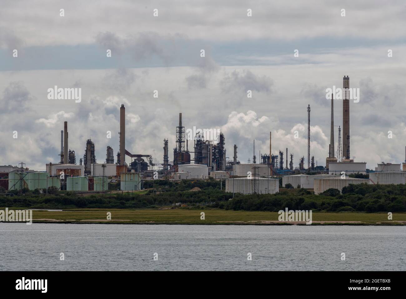 fawley-Ölraffinerie, petrochemische Anlage, Exon-Mobil-Raffinerie, Ölverarbeitungsanlage, Lager für Öl und Gas, esso-fawley-Raffinerie, Rohöl Stockfoto