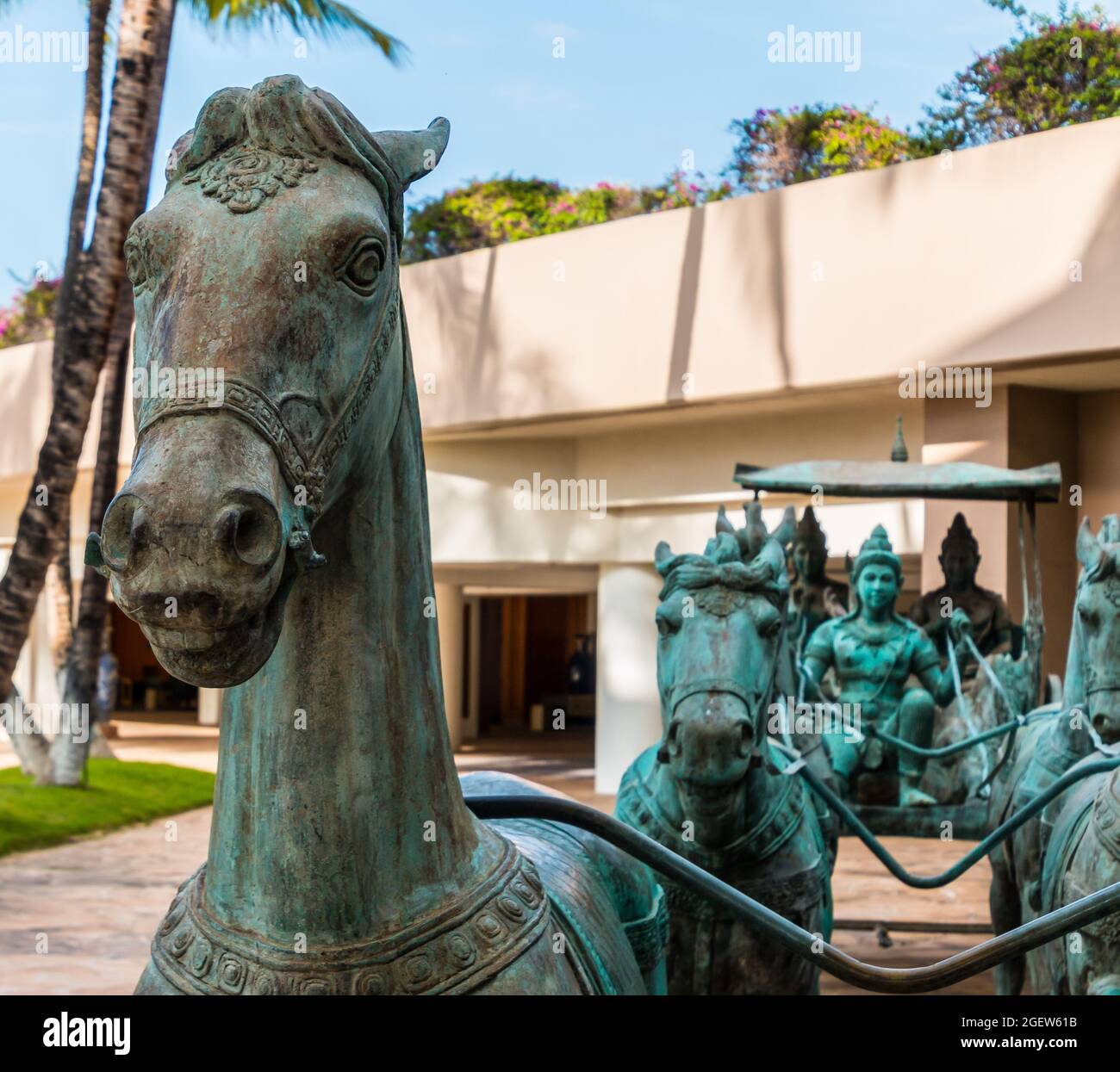 Lebensgroße Bronze-Nachbildung des Royal Taiwanese Chariot und Pferde, Waikoloa Village, Hawaii Island, Hawaii, USA Stockfoto