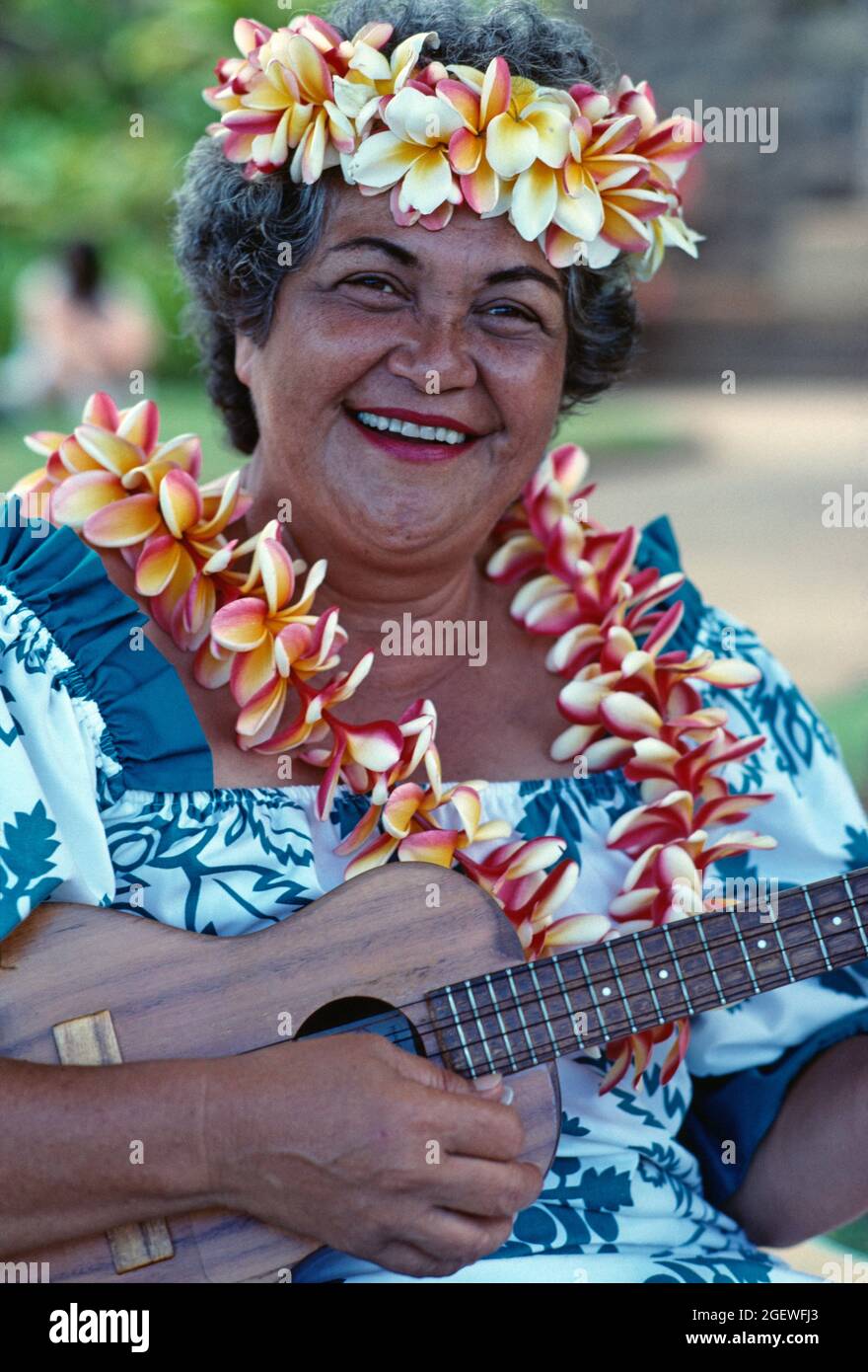 Traditionelle hawaiische kleidung Fotos und Bildmaterial in hoher