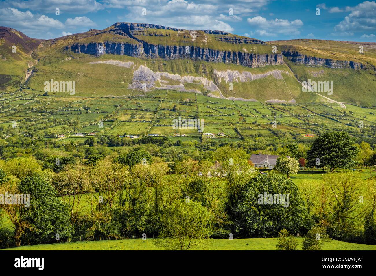 Blick vom Fuß von Benbulben, Co.Sligo, Irland Stockfoto