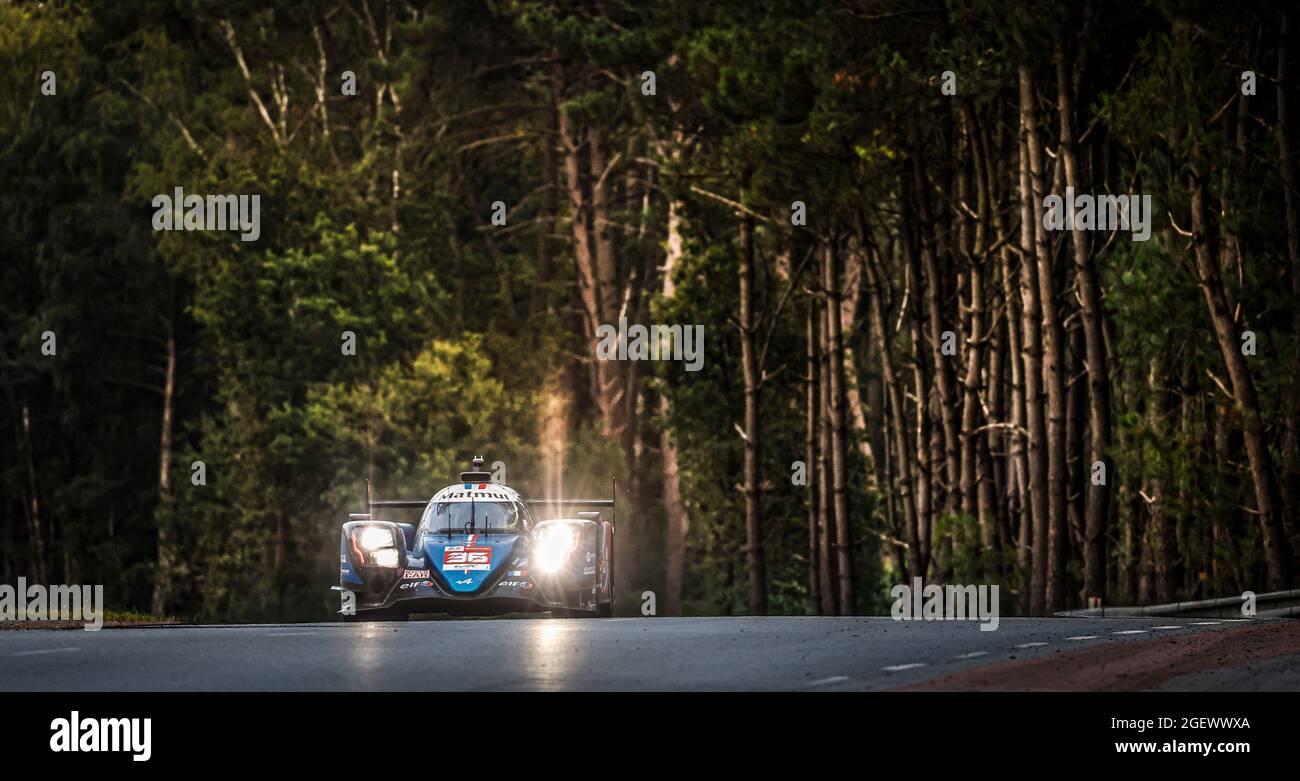 36 Negrao André (BH), Lapierre Nicolas (Fra), Vaxivière Matthieu (Fra), Alpine Elf Matmut, Alpine A480 - Gibson, Aktion während der 24 Stunden von Le Mans 2021, 4. Lauf der FIA-Langstrecken-Weltmeisterschaft 2021, FIA WEC, auf dem Circuit de la Sarthe, vom 21. Bis 22. August, 2021 in Le Mans, Frankreich - Foto François Flamand / DPPI Stockfoto