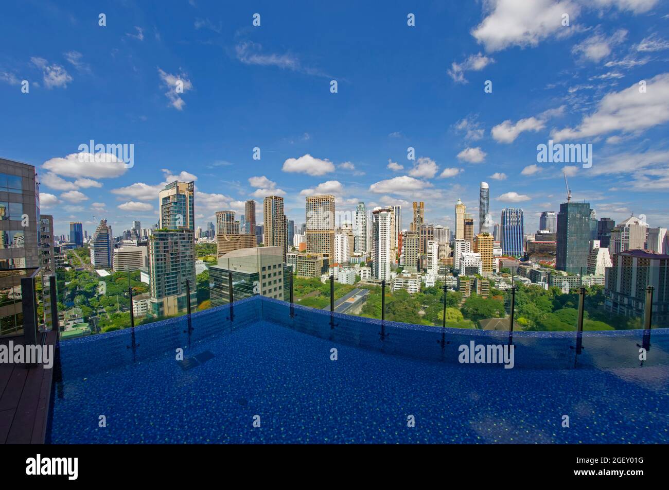 Infinitypool, Hotel Indigo, Wireless Road, Bangkok Stockfoto