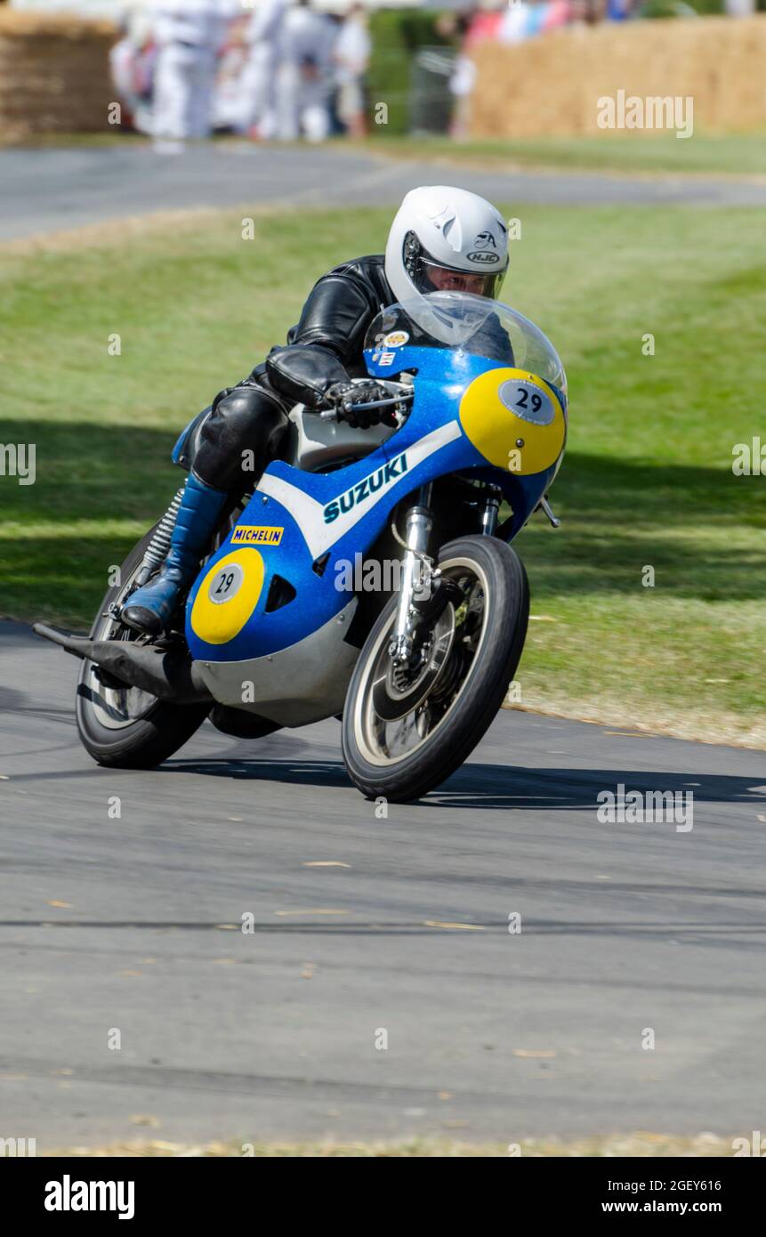 1973 Suzuki TR500 / XR05 Motorradrennen auf der Bergrennen-Strecke beim Goodwood Festival of Speed Motorradrennen 2014. Seltenes Rennrad Stockfoto