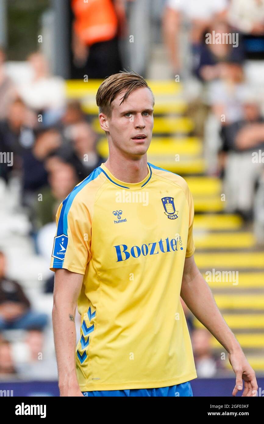 Odense, Dänemark. August 2021. Anton Skipper (28) aus Broendby, GESEHEN während des 3F Superliga-Spiels zwischen Odense Boldklub und Broendby IF im Nature Energy Park in Odense. (Foto: Gonzales Photo/Alamy Live News Stockfoto