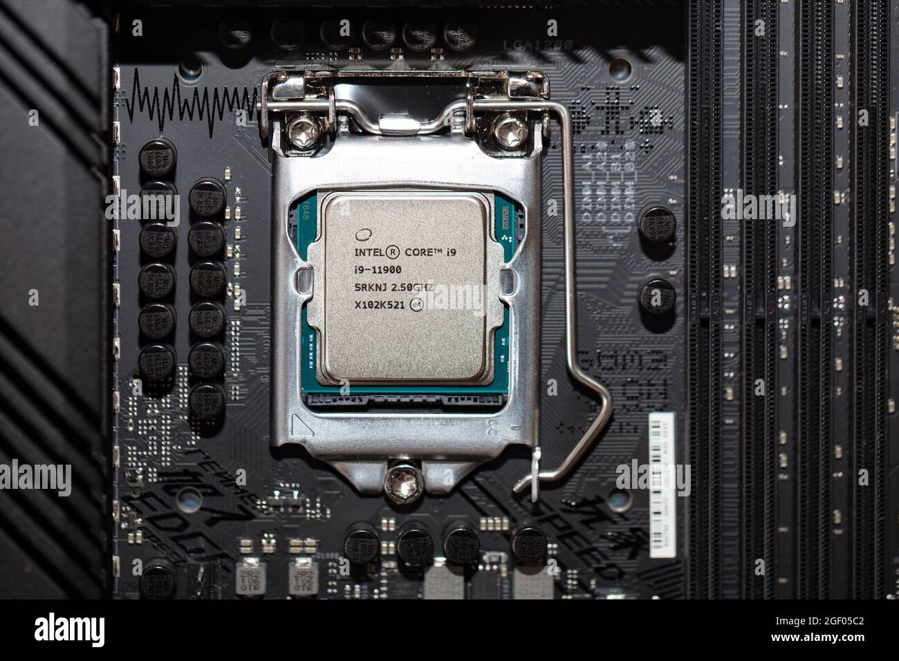 Kalifornien, USA – 21. August 2021: Nahaufnahme des Intel Core i9-11900 Prozessors Stockfoto