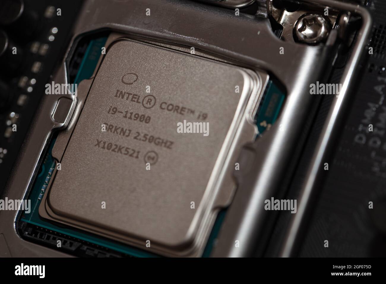 Kalifornien, USA – 21. August 2021: Nahaufnahme des Intel Core i9-11900 Prozessors Stockfoto