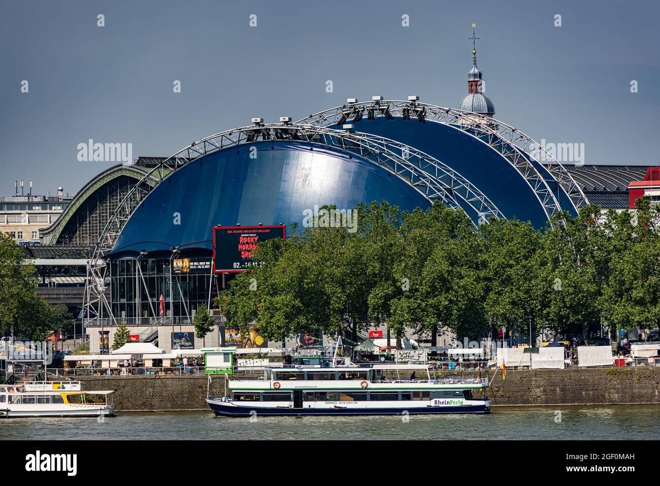 Musical Dome Köln - STADT KÖLN, DEUTSCHLAND - 25. JUNI 2021 Stockfoto