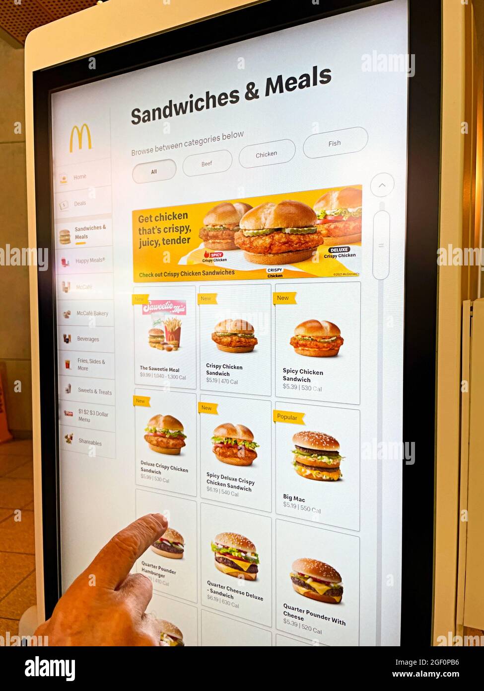 McDonald's Restaurant, Times Square, NYC, USA 2021 Stockfoto