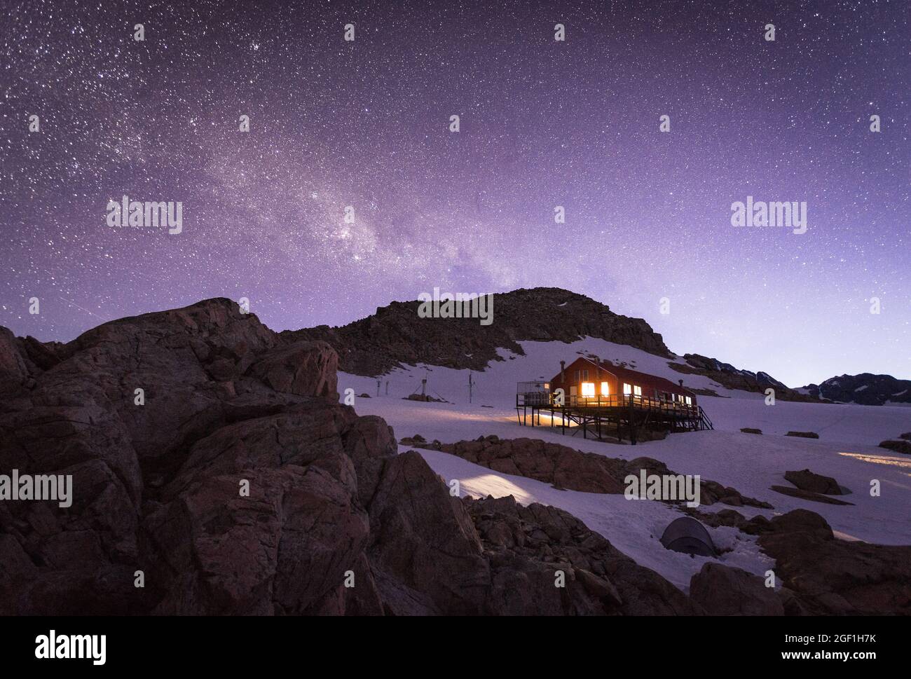Mueller Hut unter Sternen, Sealy Range, Aoraki Mout Cook National Park Stockfoto