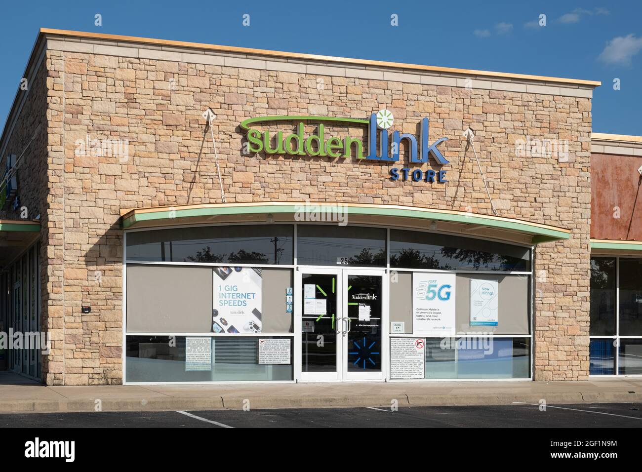 Lokale Zweigstelle des Suddenlink-Kabelfernsehanbieters und Internetanbieters in Georgetown, Texas, USA Stockfoto