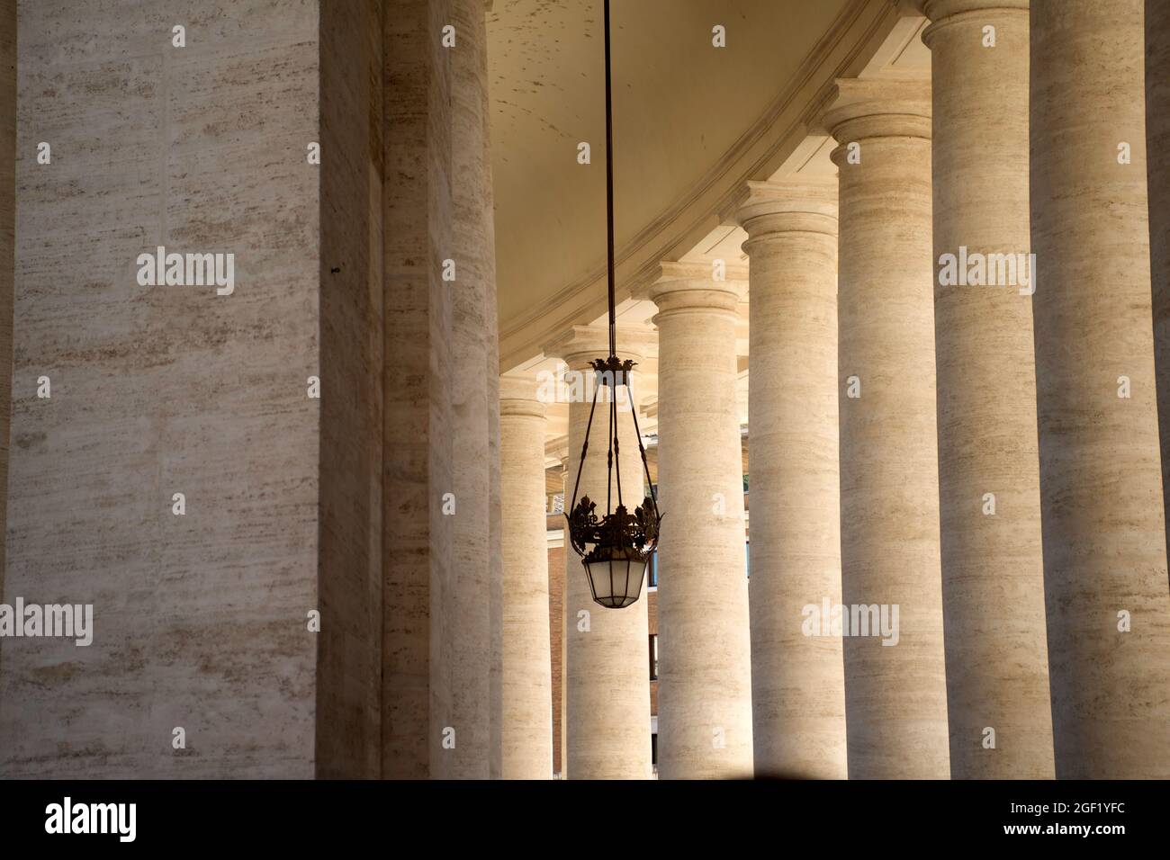 Architektonische Details Portico von Bernini in Vatikanstadt Italien Stockfoto