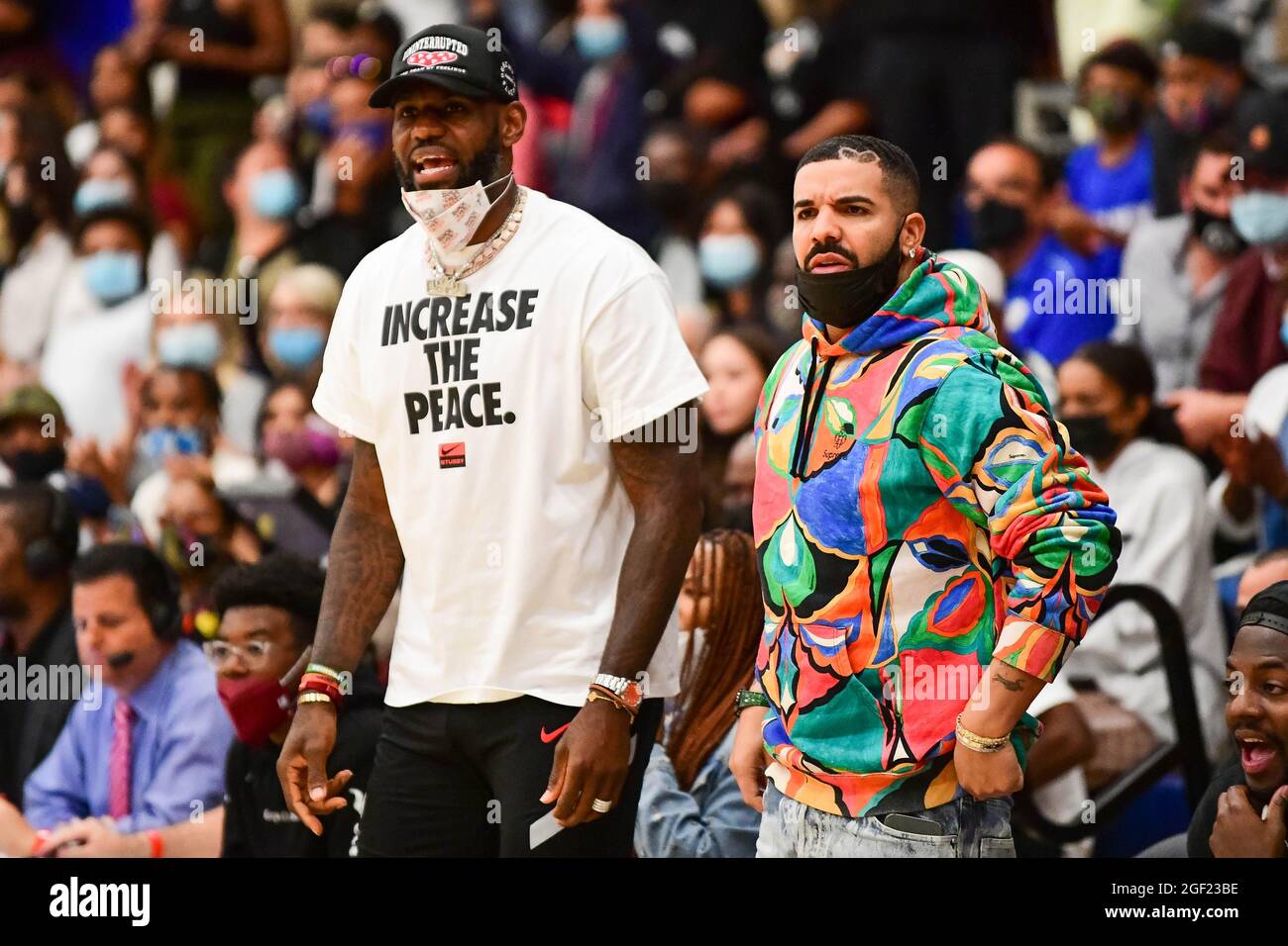 Der kanadische Rapper Drake und der Schusswächter von Los Angeles ...