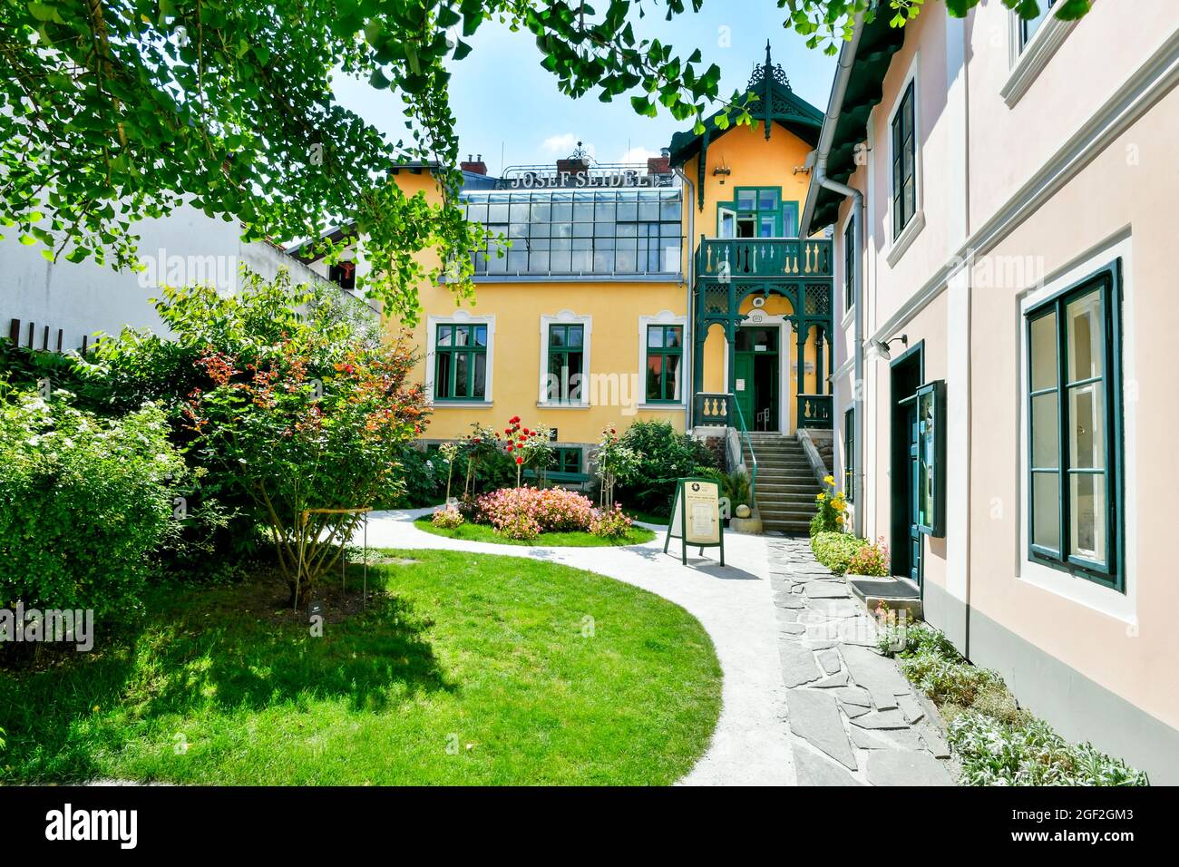 Außenansicht des Museums Fotoatteler Seidel in Český Krumlov Stockfoto