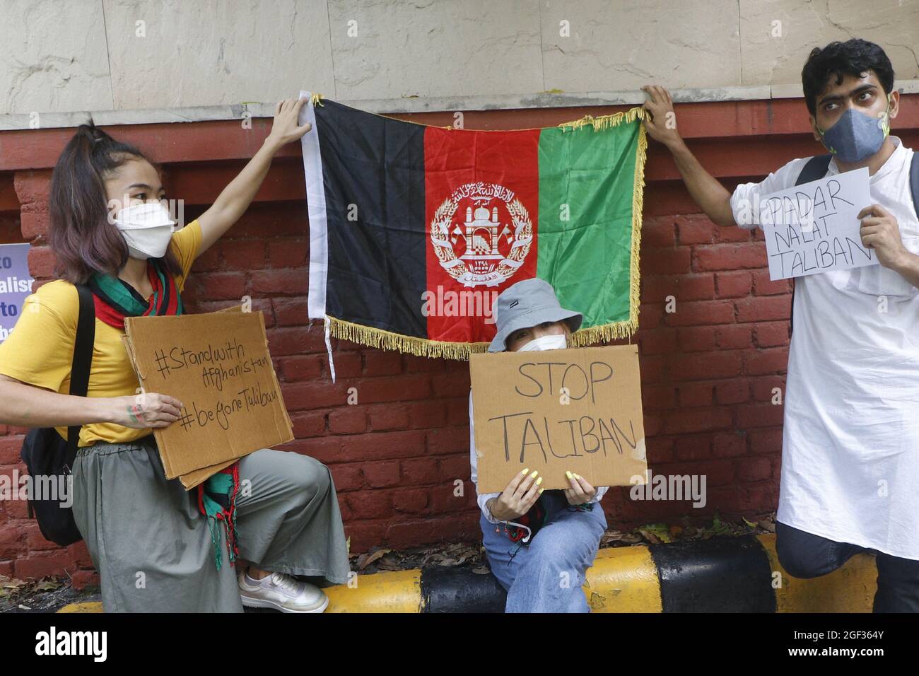 Aktivisten mehrerer NGOs protestieren solidarisch gegen die repressiven Taliban-Regeln in Afghanistan für Mann am 23. August 2021 im Mandi-Haus in Neu-Delhi, Indien. Foto von Akash Anshuman/ABACAPRESS.COM Stockfoto