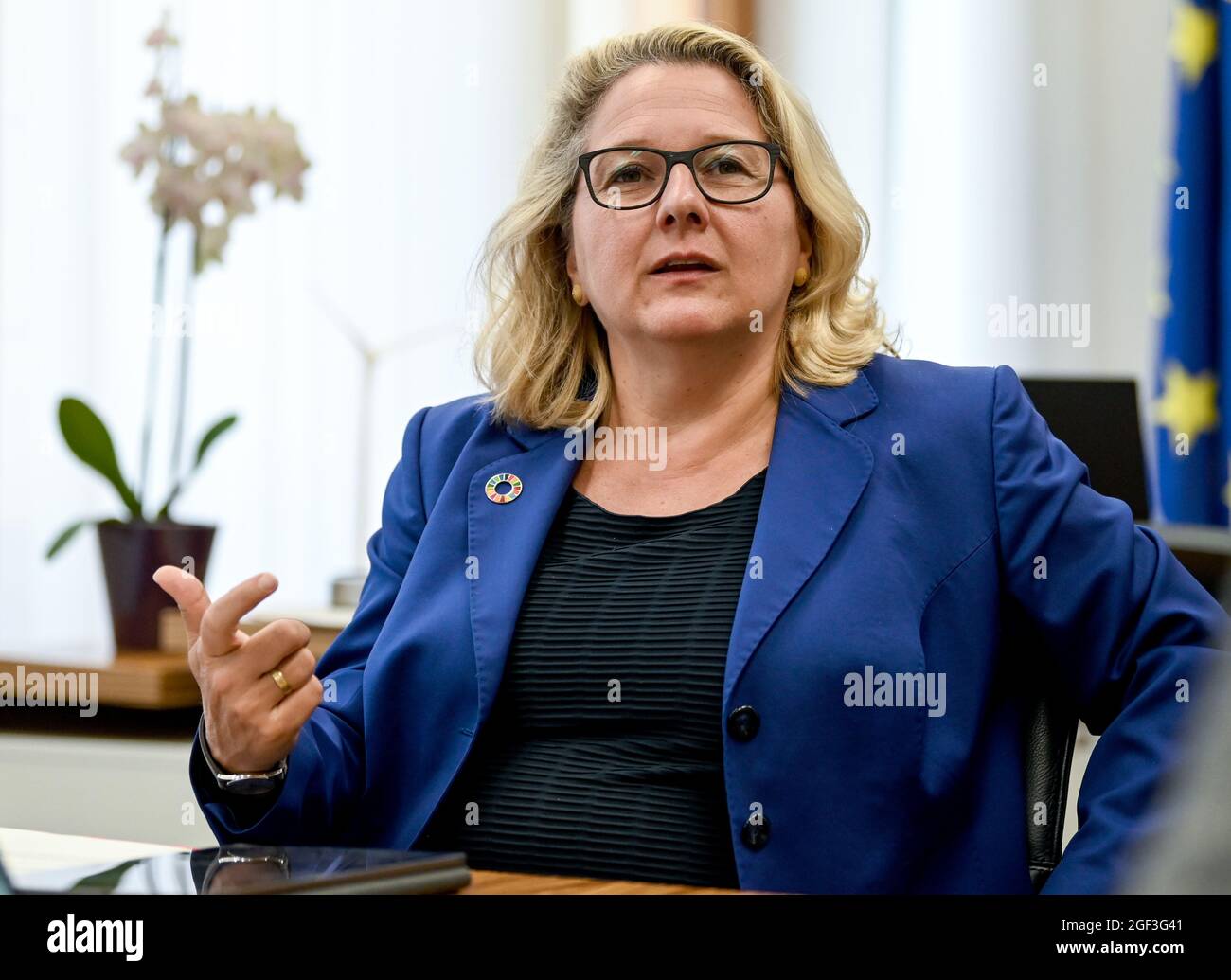 23. August 2021, Berlin: Svenja Schulze (SPD), Bundesministerin für Umwelt, Naturschutz und Reaktorsicherheit, spricht im dpa-Interview. Foto: Britta Pedersen/dpa-Zentralbild/dpa Stockfoto
