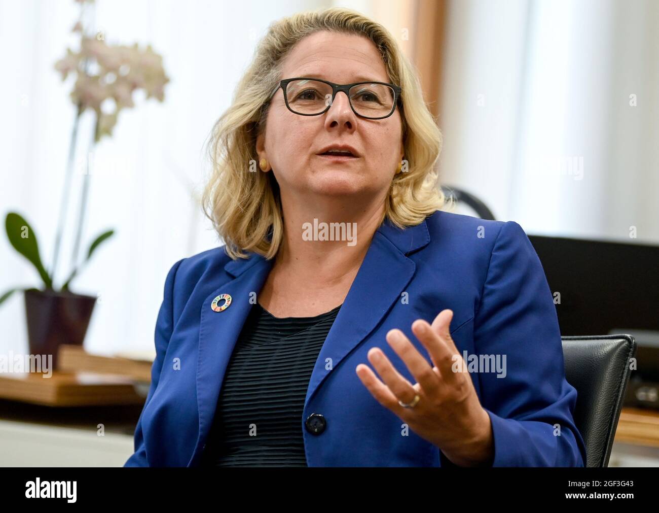 23. August 2021, Berlin: Svenja Schulze (SPD), Bundesministerin für Umwelt, Naturschutz und Reaktorsicherheit, spricht im dpa-Interview. Foto: Britta Pedersen/dpa-Zentralbild/dpa Stockfoto