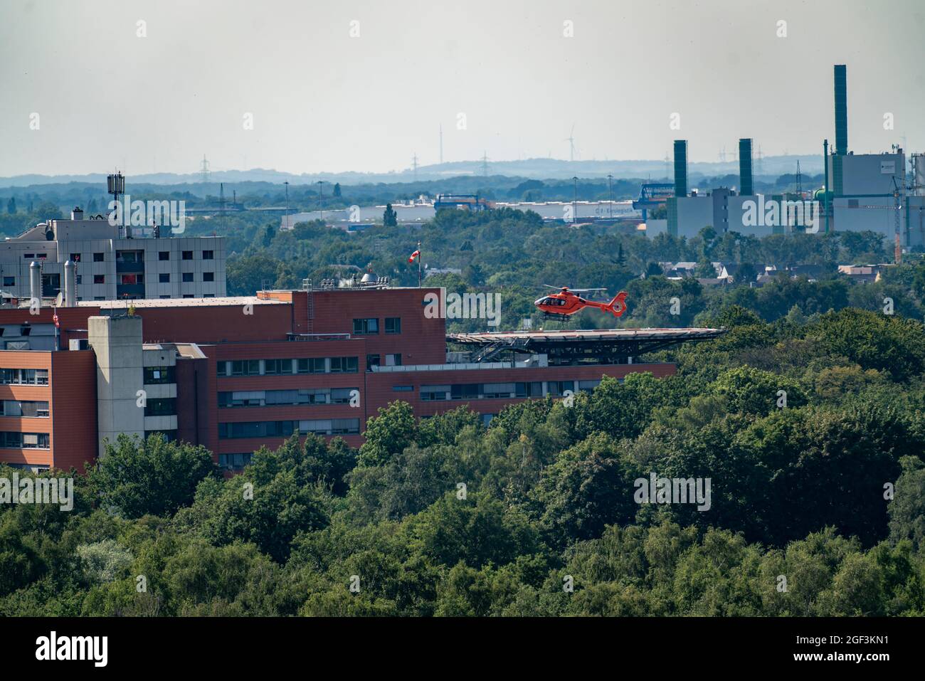 Die Berufsengenossenschaftliche Unfallklinik Duisburg, Notaufnahme, Buchholz, Hubschrauberlandeplatz, Rettungshubschrauber Christoph 9, Duisburg NRW, Deutschland, Stockfoto