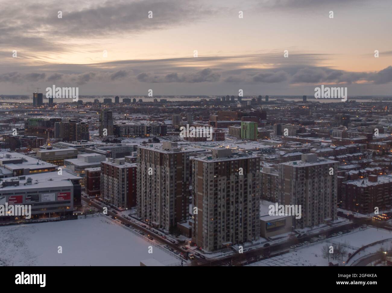 Blick auf die Stadt Montreal im Winter Stockfoto