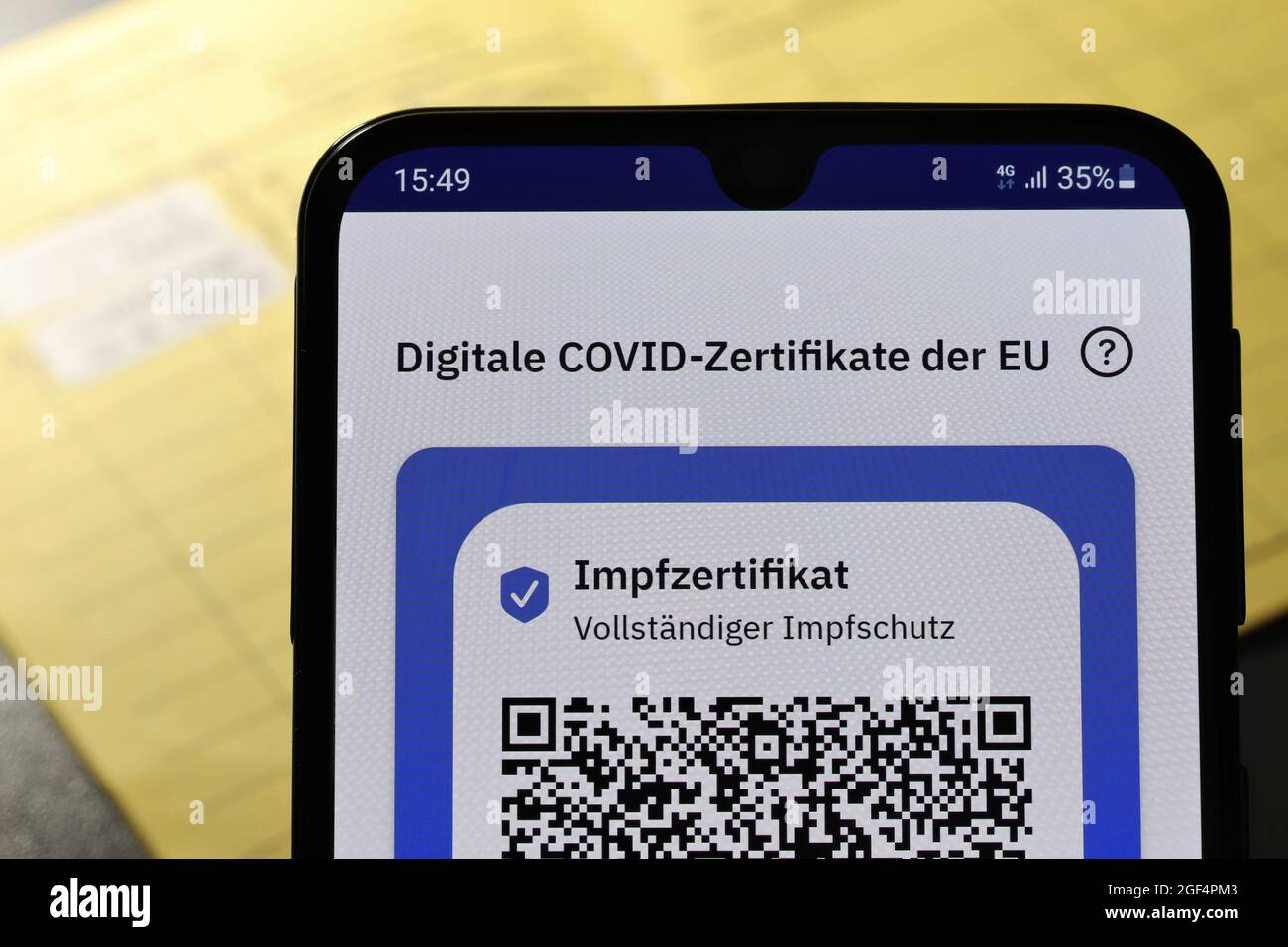 Digitale Dokumentation der ersten und zweiten COVID-19 Impfung in der deutschen CovPass App Stockfoto