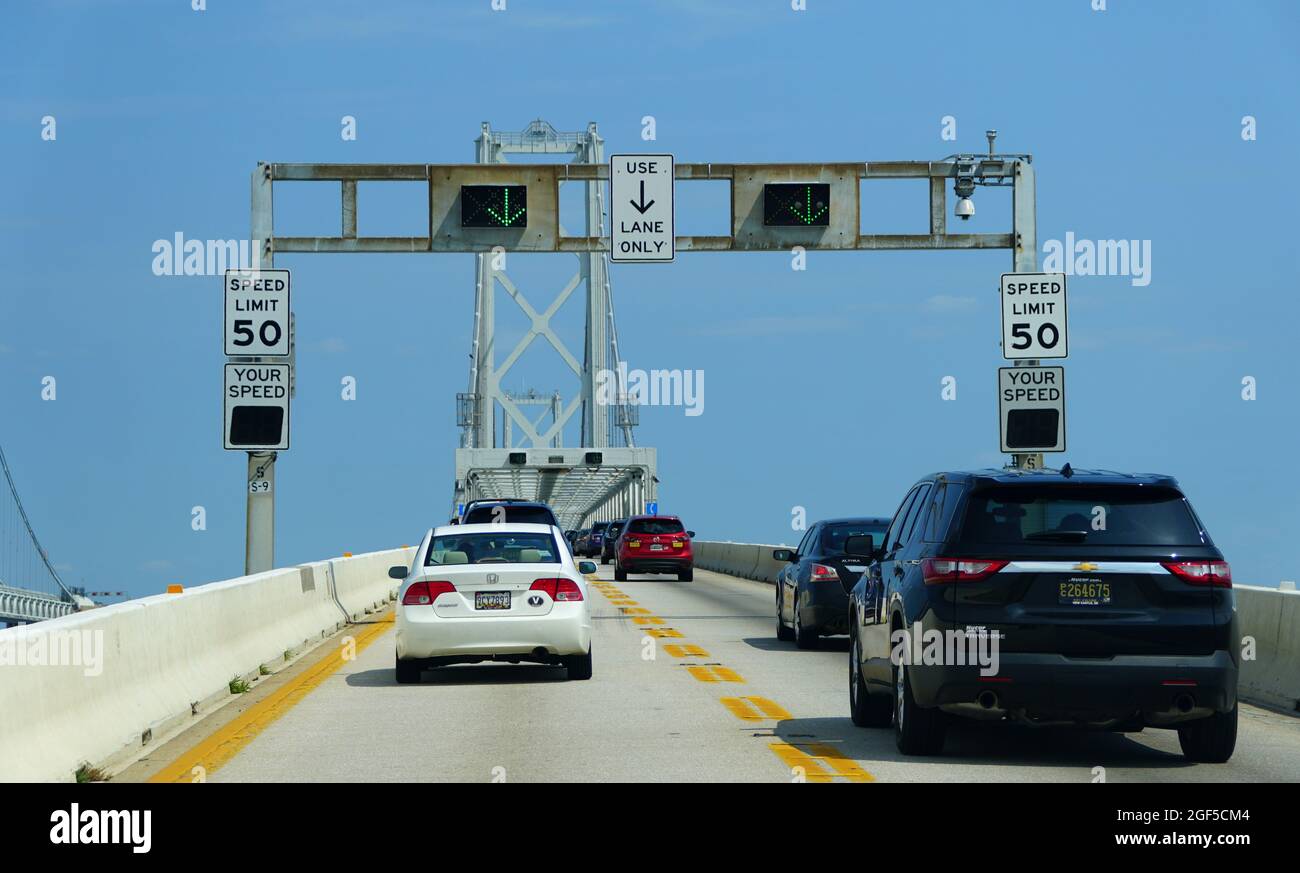 Maryland, USA c Verkehr auf der Route 301 von Harry W Nice Memorial Bridge im Sommer Stockfoto