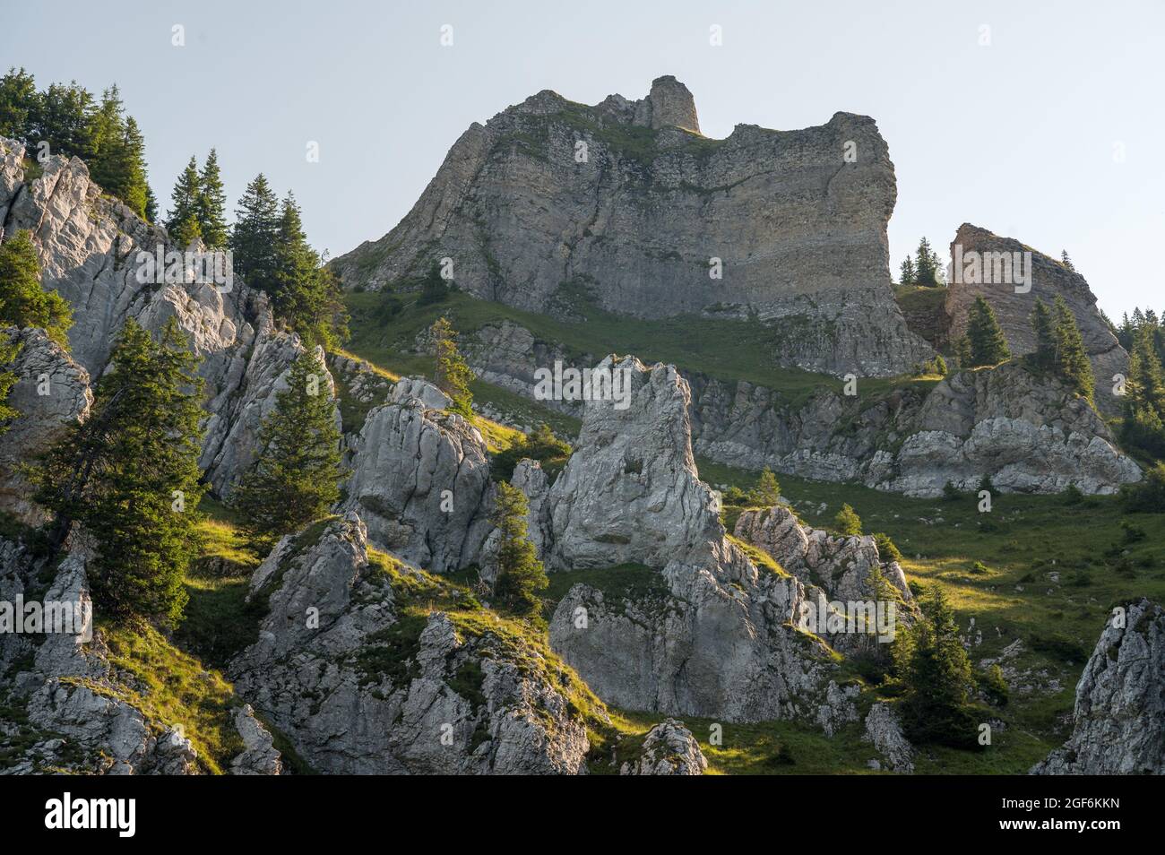 Blick auf das Trogenhorn im Emmental von Innereriz aus Stockfoto