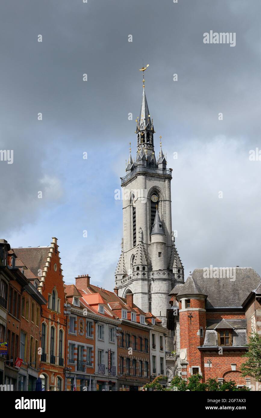 Glockenturm in der Altstadt von Tournai, Provinz Hennegau, Wallonien, Belgien Stockfoto