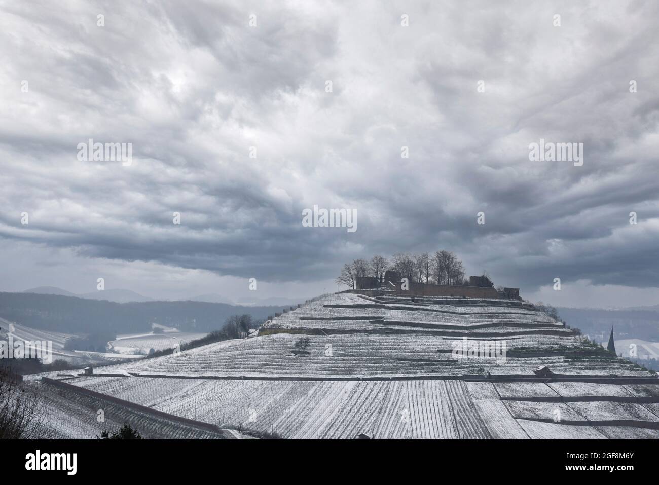 Das Schloss Weibertreu in Weinsberg im Winter. Blick vom Wartberg Heilbronn, Baden-Württemberg, Deutschland. Stockfoto