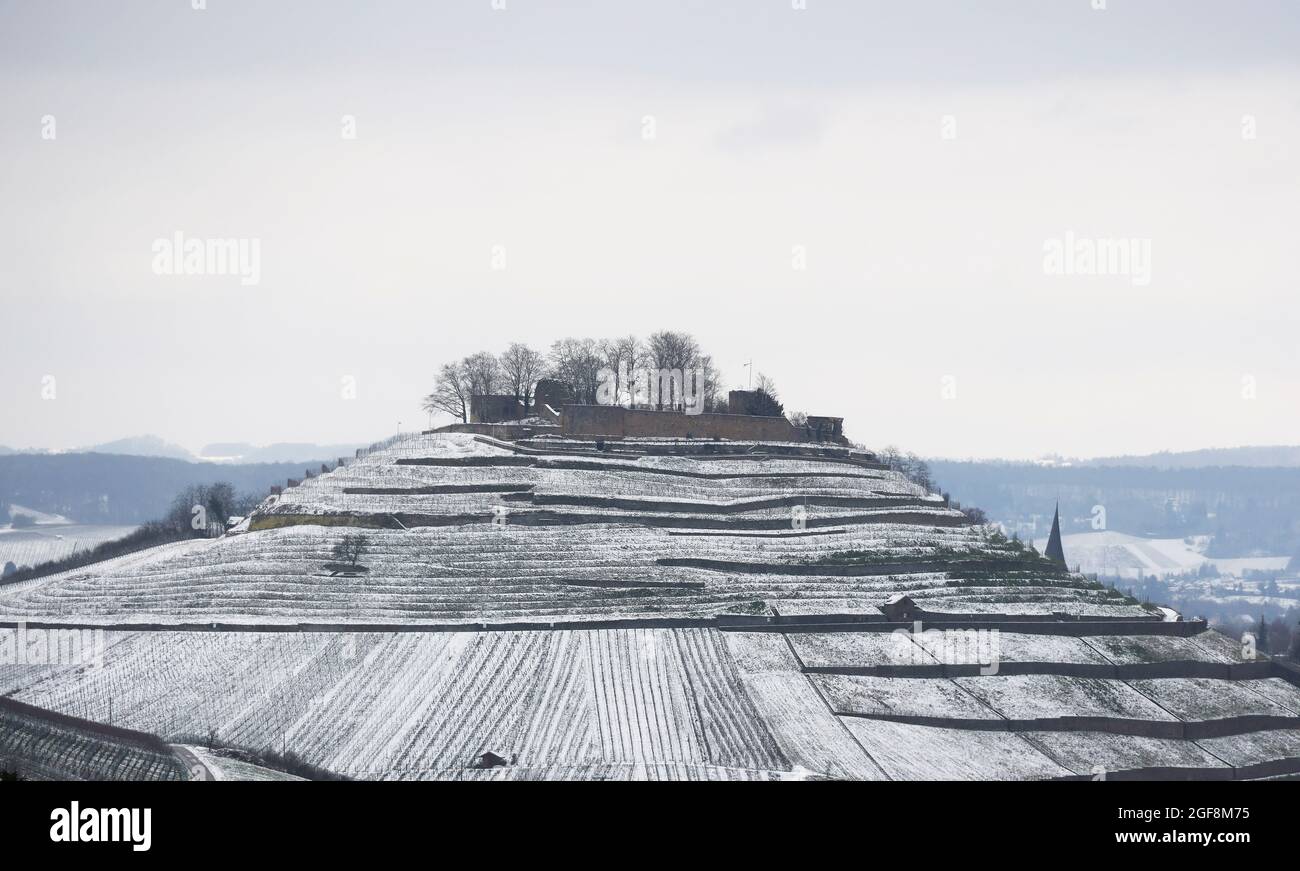 Das Schloss Weibertreu in Weinsberg im Winter. Blick vom Wartberg Heilbronn, Baden-Württemberg, Deutschland. Stockfoto