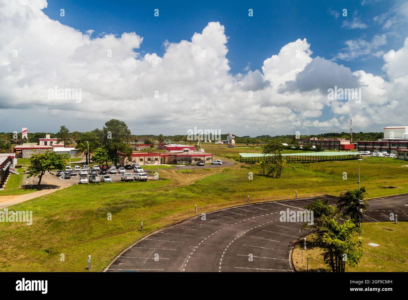 Gebäude des Centre Spatial Guyanais (Guayana Space Center) in Kourou, Französisch-Guayana Stockfoto