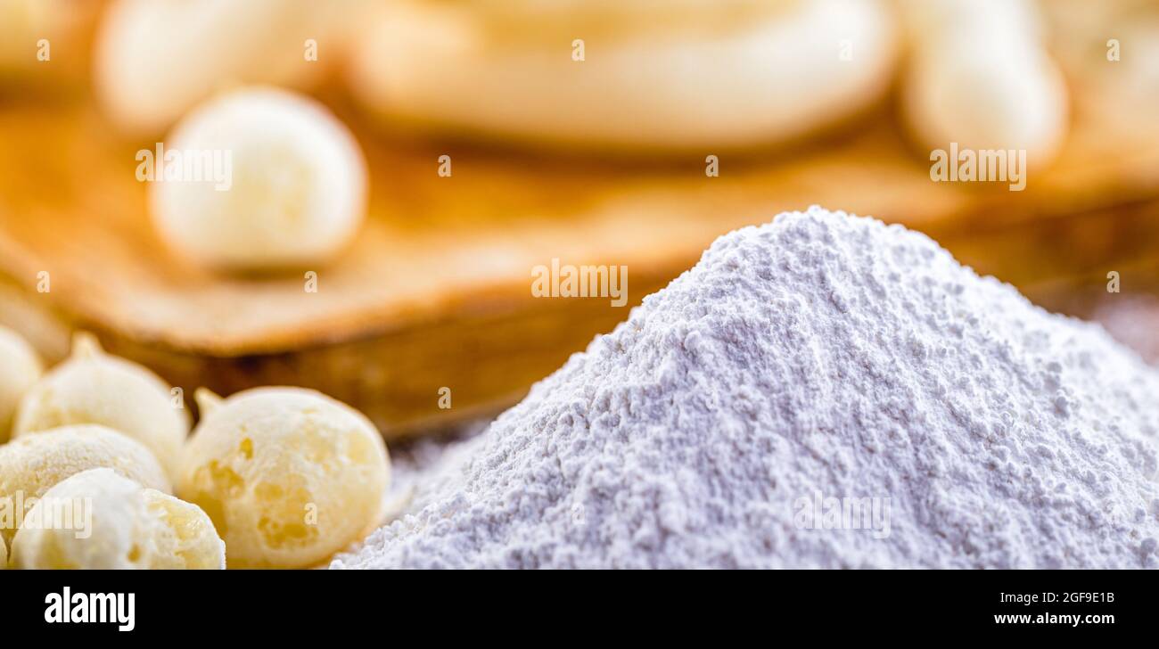 Alternative Mehl, veganes Essen, typisch für Brasilien, hergestellt mit Maniok. Wird für Cookies verwendet Stockfoto