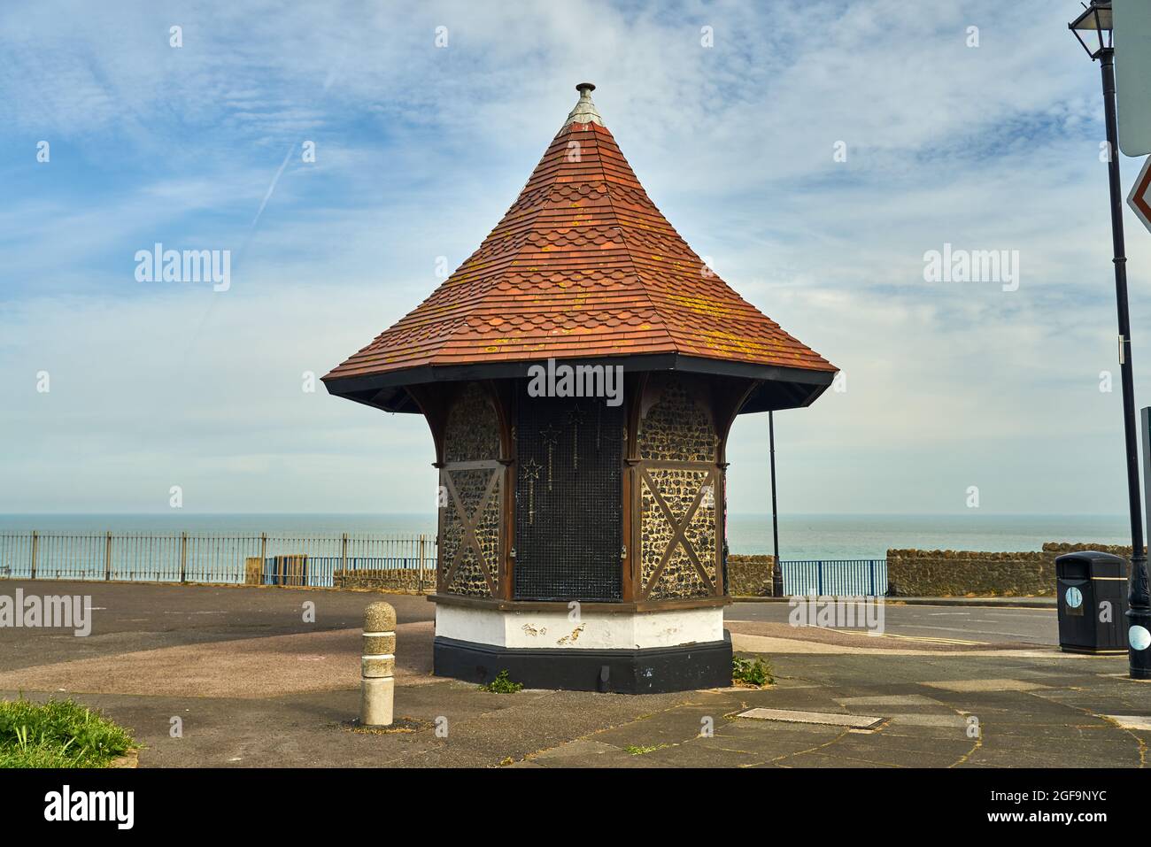 RAMSGATE, GROSSBRITANNIEN - 28. Mai 2021: Nahaufnahme eines East Cliff Kiosk auf der Victoria Parade in Ramsgate Stockfoto