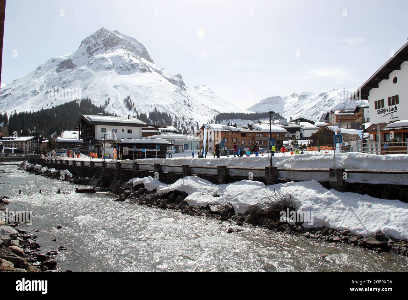 Blick auf Lech am Arlberg im Winter Stockfoto