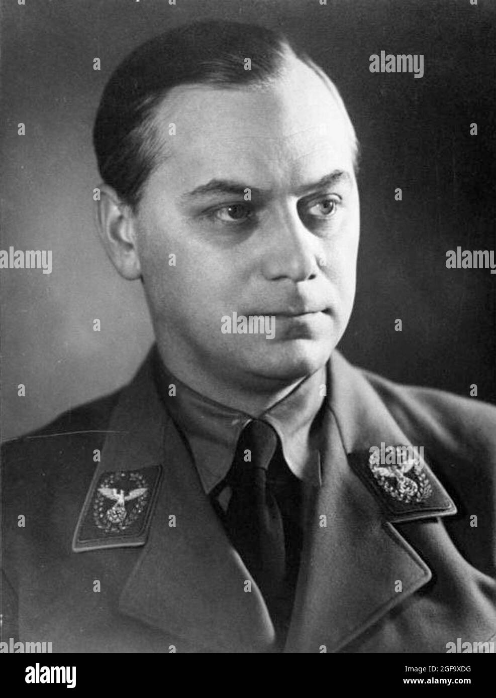Der Nazi-Führer und Politiker Alfred Rosenberg, der Leiter des Reichsministeriums für die besetzten Ostgebiete war. Er wurde 1945 gefangen genommen, 1946 in Nürnberg vor Gericht gestellt und gehängt. Quelle: Deutsches Bundesarchiv Stockfoto