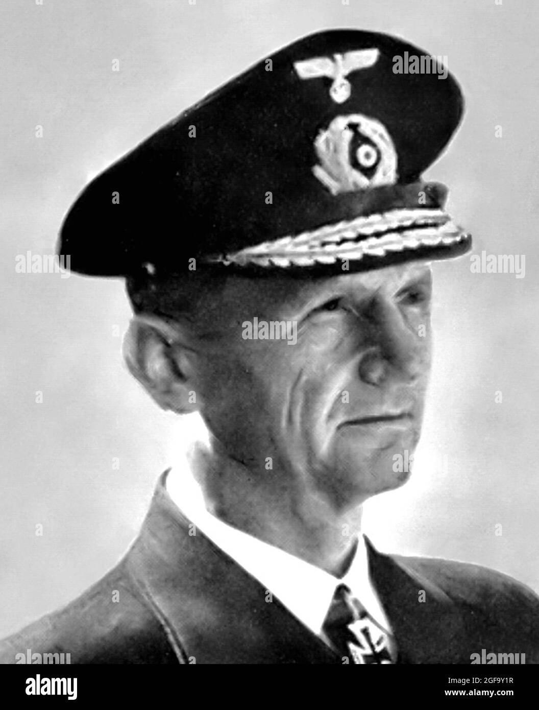 Ein Porträt des deutschen Marineoffiziers Großadmiral Karl Dönitz, der nach Hitlers Selbstmord im April 1945 Führer wurde Stockfoto