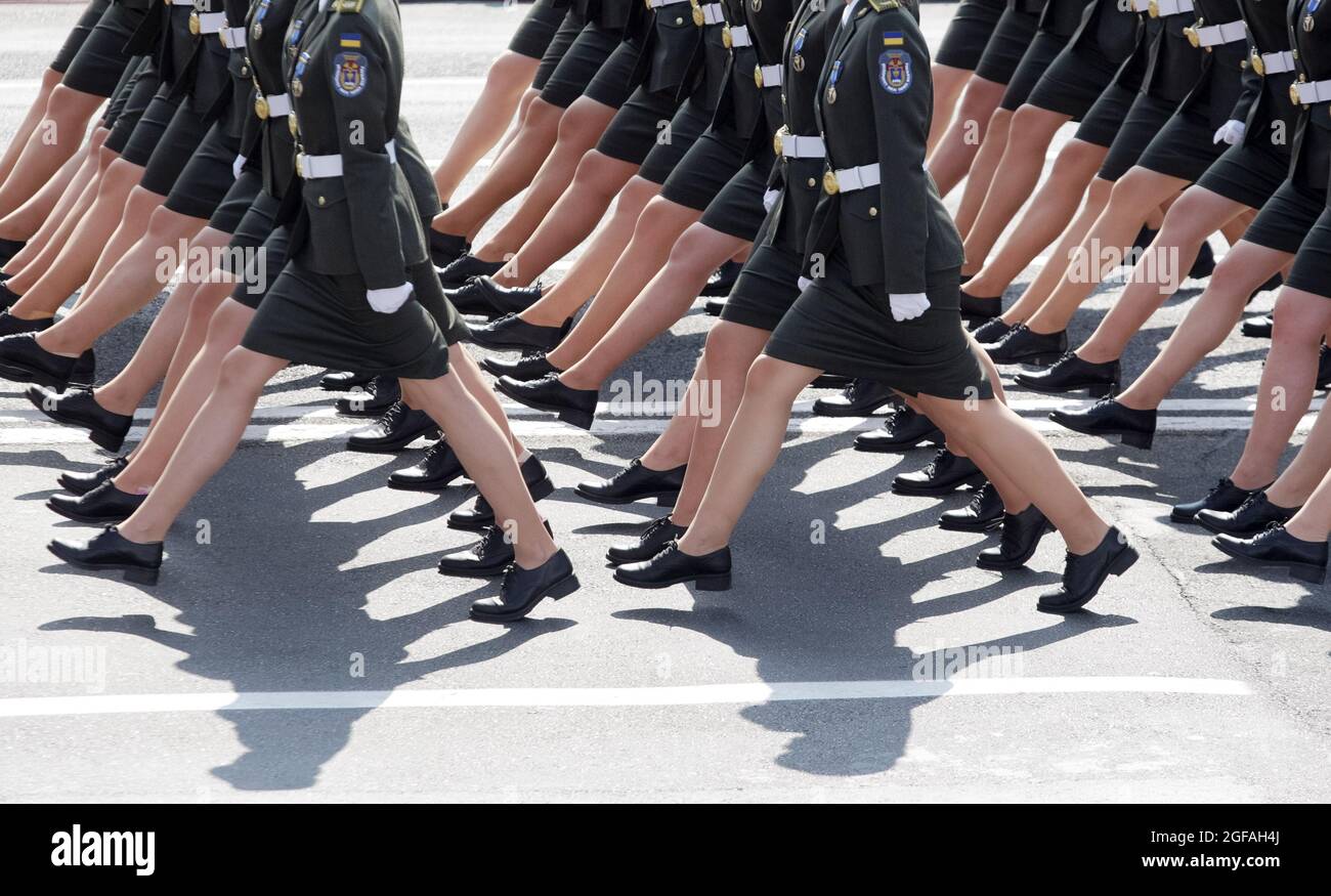 Kiew, Ukraine. August 2021. Militärangehörende werden während der Militärparade zum Unabhängigkeitstag auf dem Unabhängigkeitsplatz in der Innenstadt von Kiew marschiert gesehen. Kredit: SOPA Images Limited/Alamy Live Nachrichten Stockfoto
