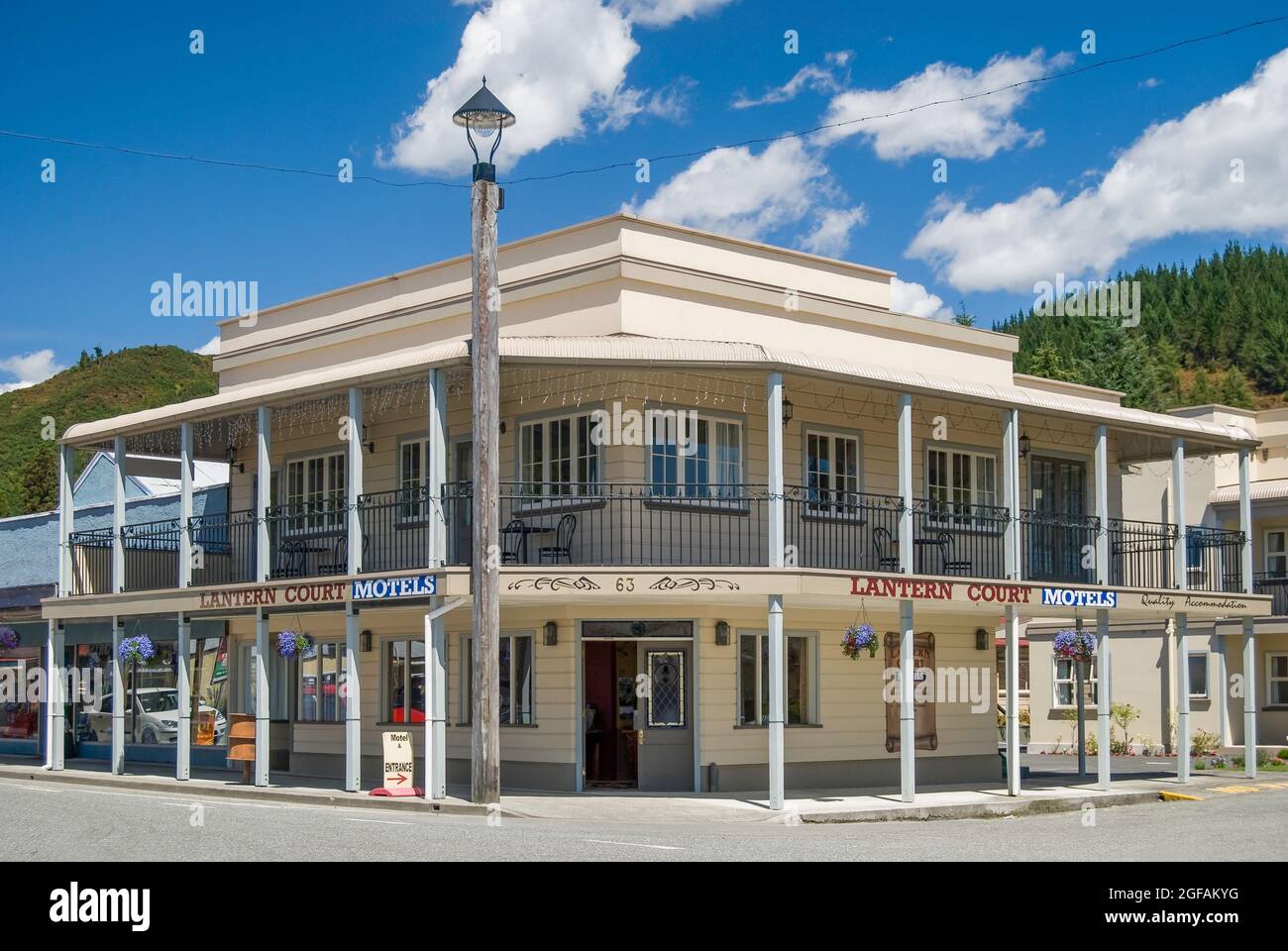Historische Motels In Lantern Court, Broadway, Reefton, Westküste, Neuseeland Stockfoto