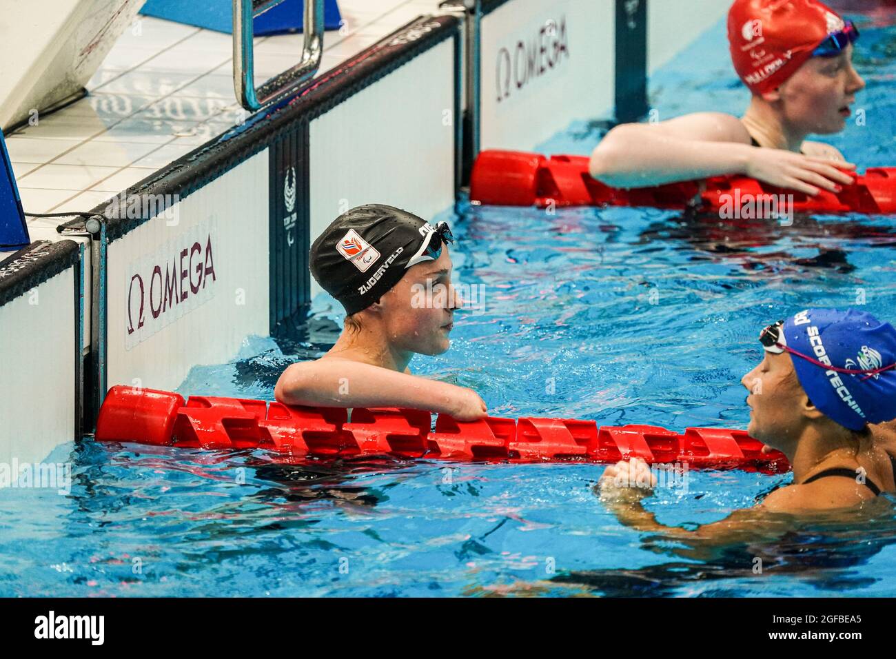 Tokio, Japan. August 2021. TOKIO, JAPAN - 25. AUGUST: Chantalle Zijderveld aus den Niederlanden tritt während der Olympischen Spiele 2020 in Tokio am 25. August 2021 im Tokyo Aquatics Center in Tokio, Japan, auf der 50-m-Freistil der Frauen an (Foto: Ilse Schaffers/Orange Picics) NOCNSF Credit: Orange Pics BV/Alamy Live News Stockfoto