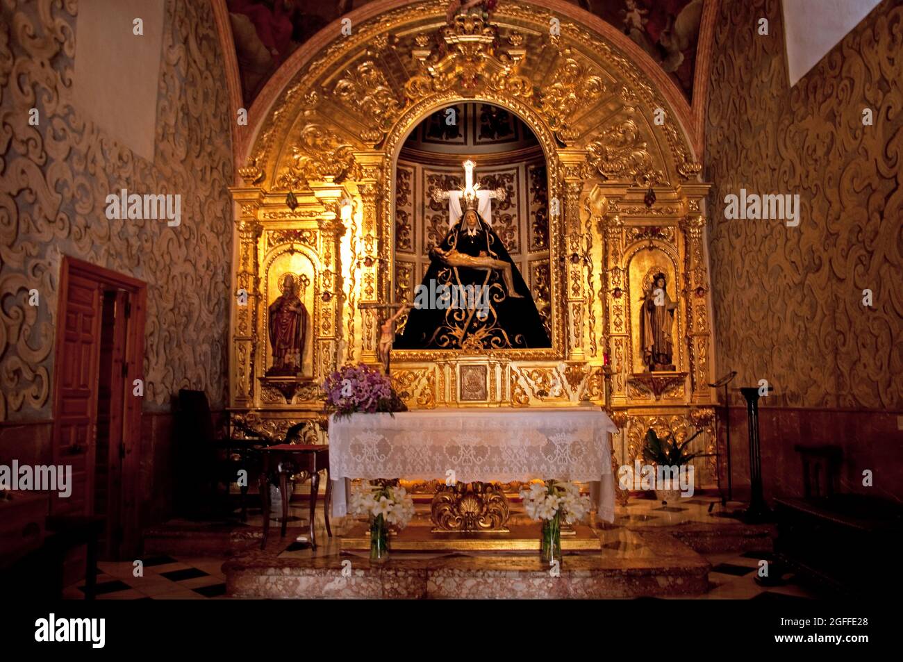 Altar, La Ermita de Nuestra Señora de Las Angustias (Kapelle unserer Lieben Frau von Angst), Nerja, Provinz Malaga, Andalusien, Spanien Stockfoto