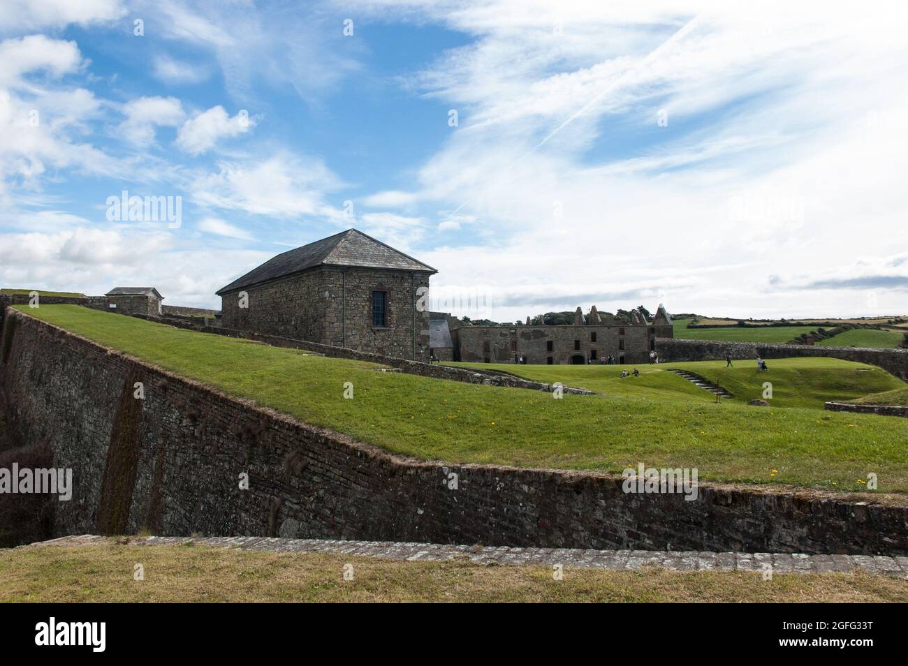 Garnison-Gebäude: Charles Fort hat einst den Eingang zum Hafen von Kinsale geschützt Stockfoto