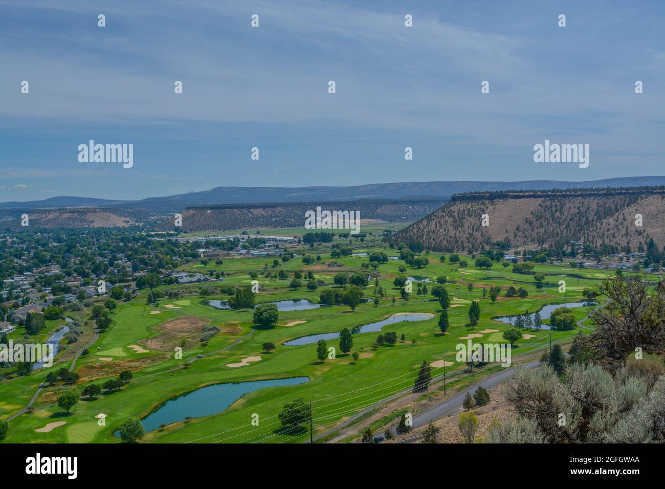 Die wunderschöne Aussicht über Prineville in Crook County, Oregon Stockfoto