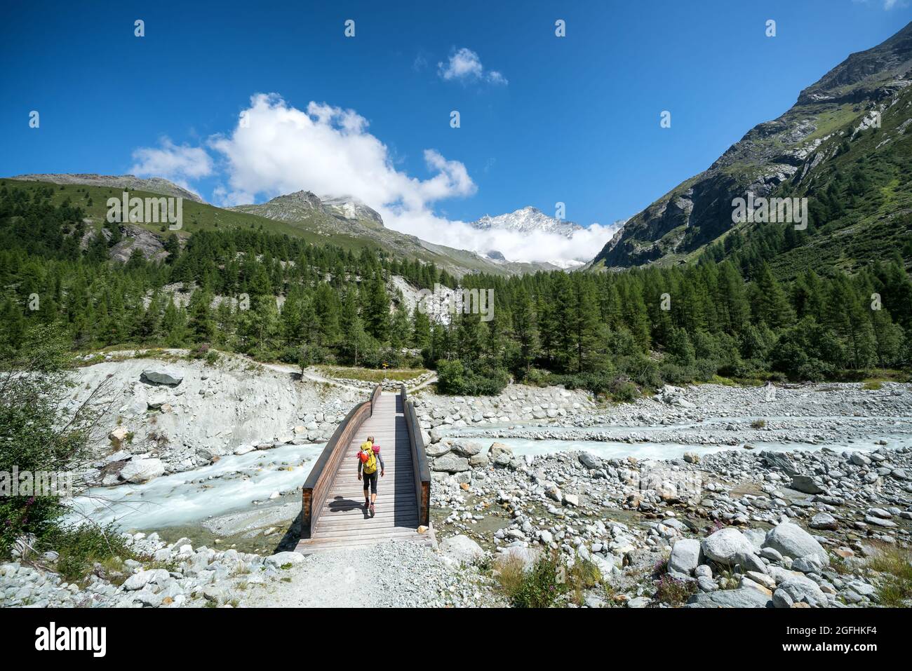 In Richtung Berghütte Mountet, bei Zinal, Schweiz, Alpen Stockfoto