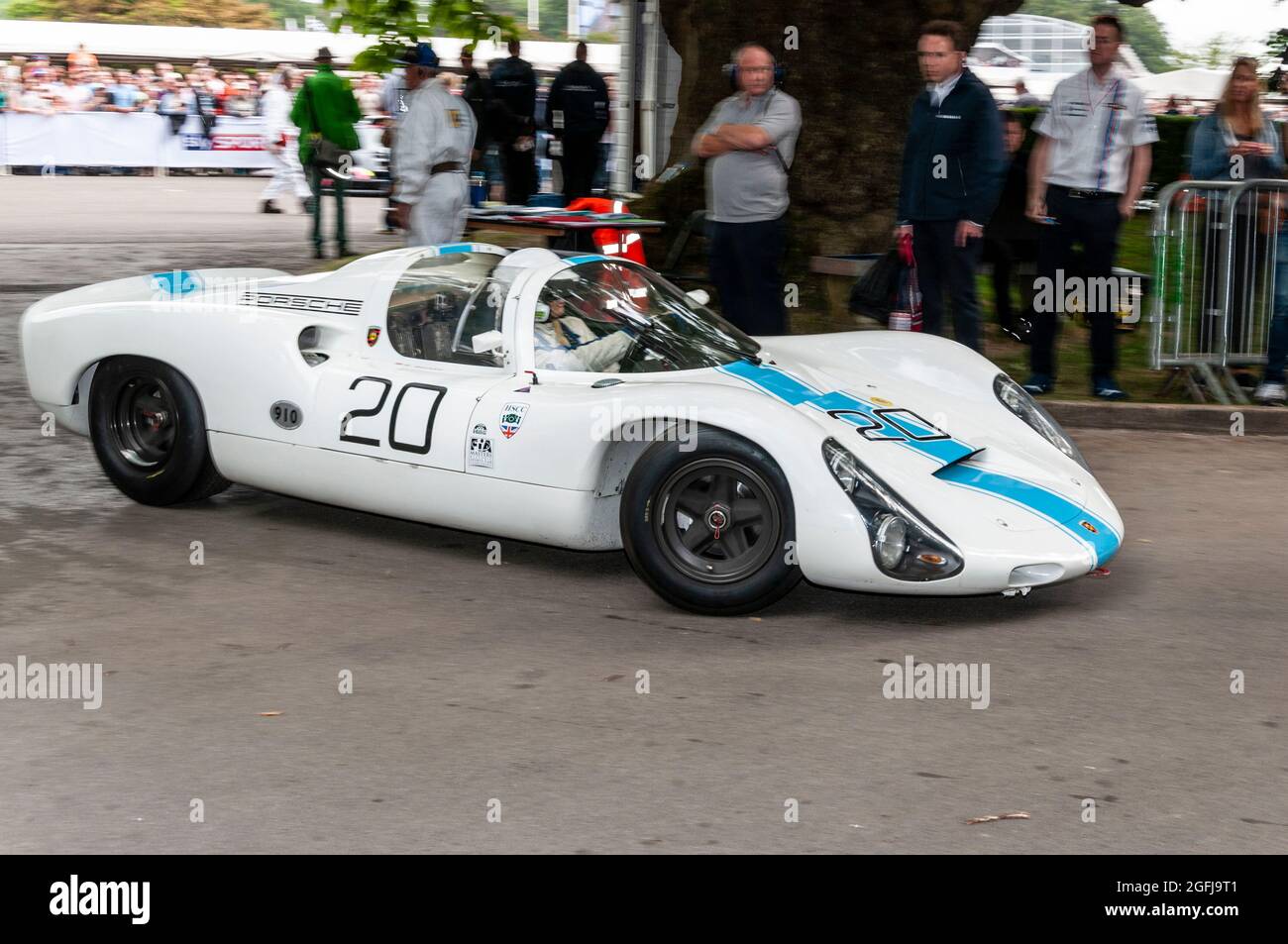 Porsche 910 oder Carrera 10 war ein Rennwagen von Porsche, der auf dem Porsche 906 basierte. Sportwagen der 1960er Jahre beim Goodwood Festival of Speed 2014 Stockfoto